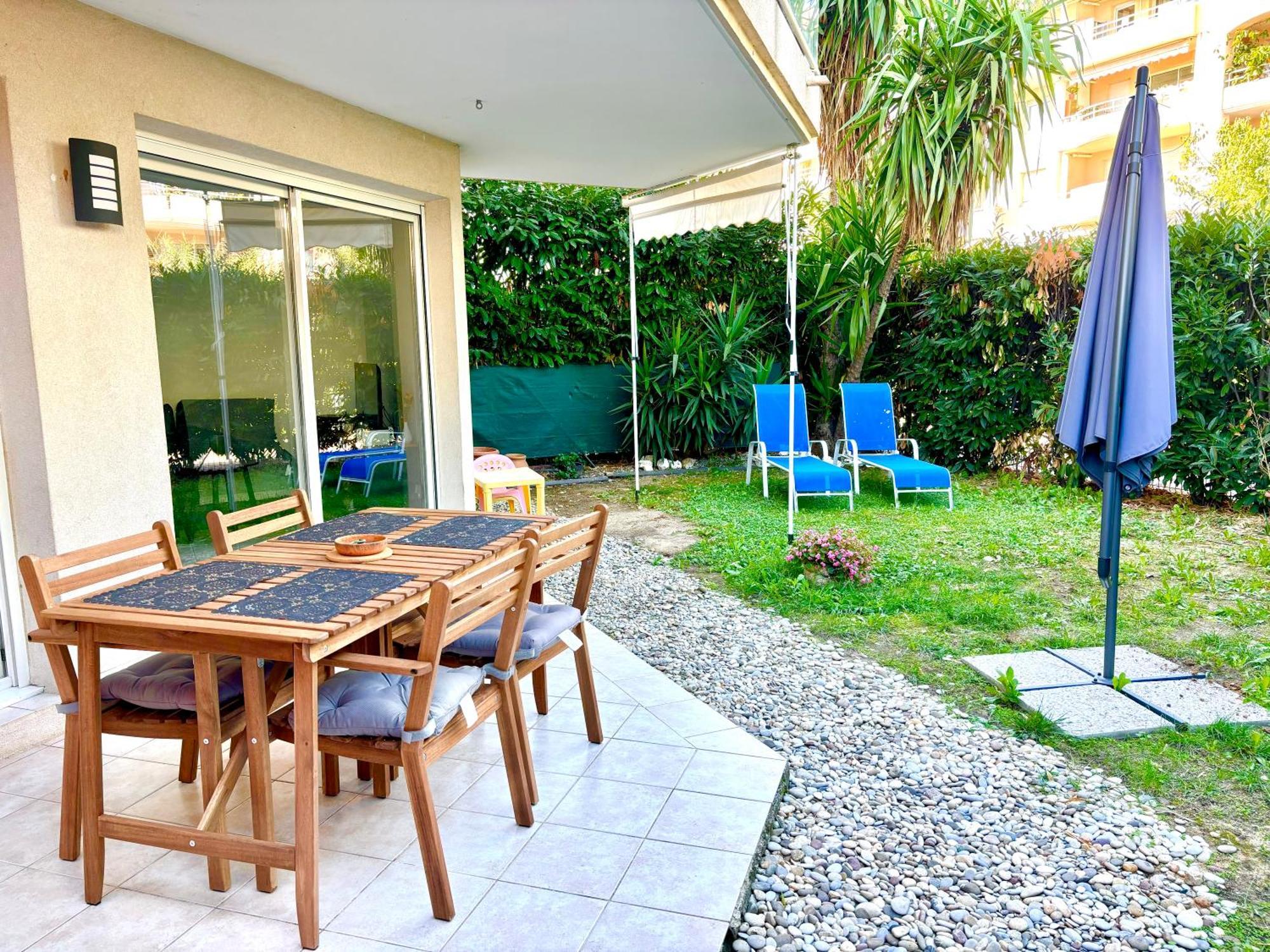Beachside Apartment With Pool & Garden In Juan Les Pins Antibes Kültér fotó